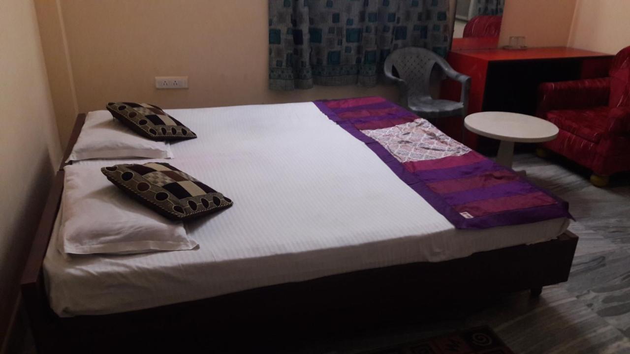 Shanti Guesthouse Bhubaneswar Eksteriør bilde